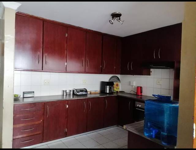 3 BEDROOM TOWNHOUSE FOR SALE IN WELKOM CENTRAL